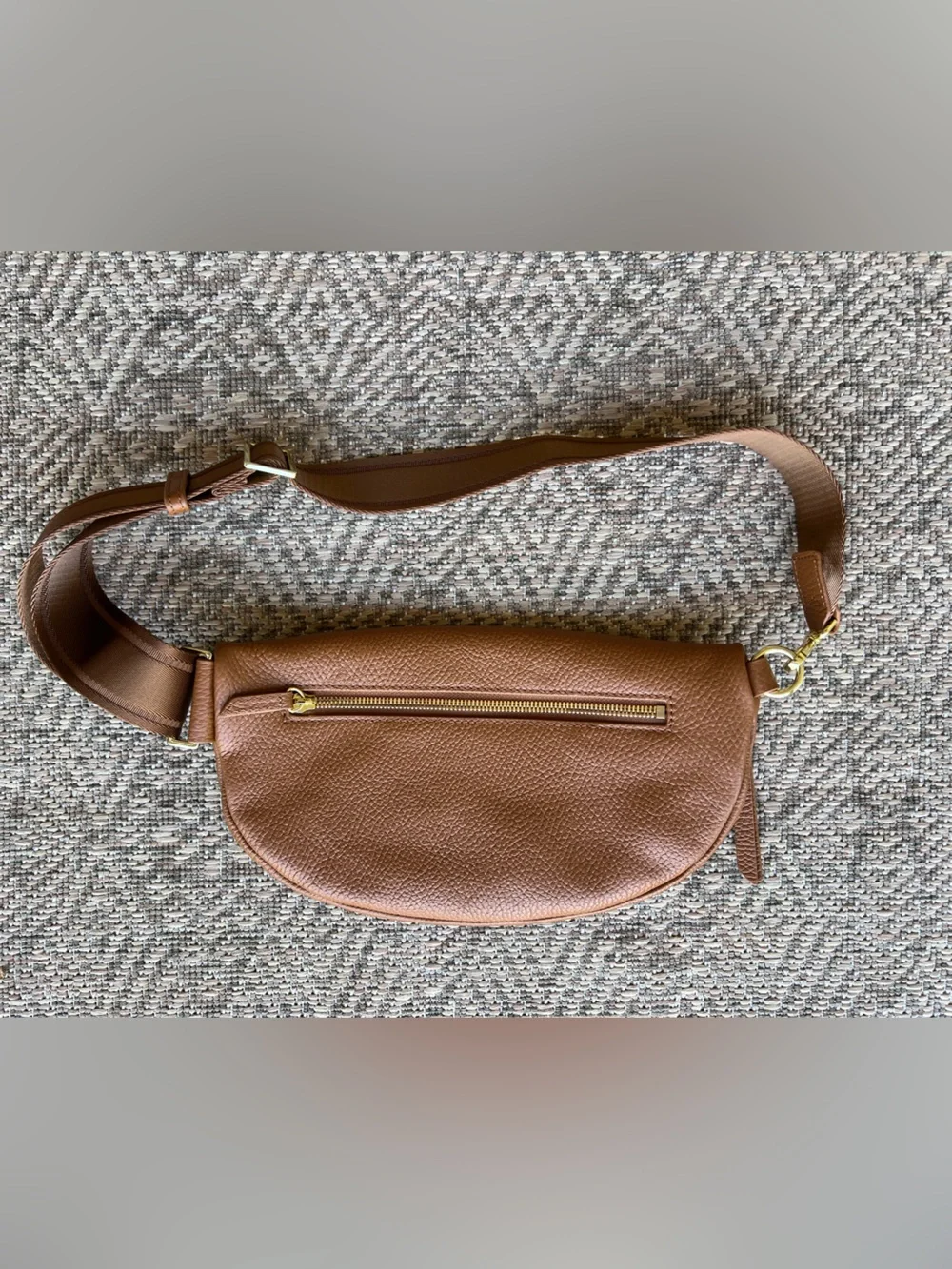NWOT Quince Italian Pebbled Leather Sling Bag Cognac Crossbody Purse - Picture 11 of 15